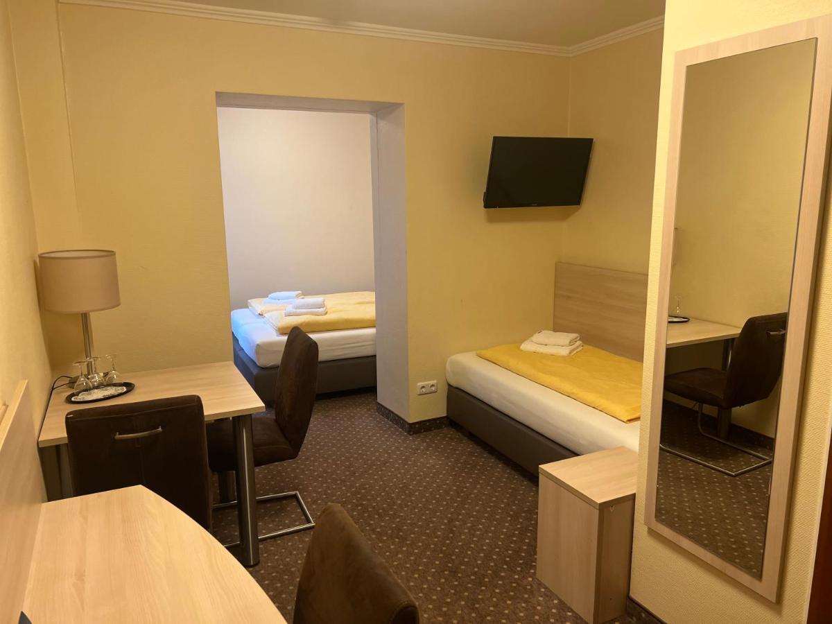 Basic Triple Room,1350370384:JPEG